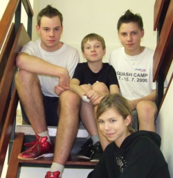 Vítězná čtyřka .. Pepa, Filip, Tomáš a Katka